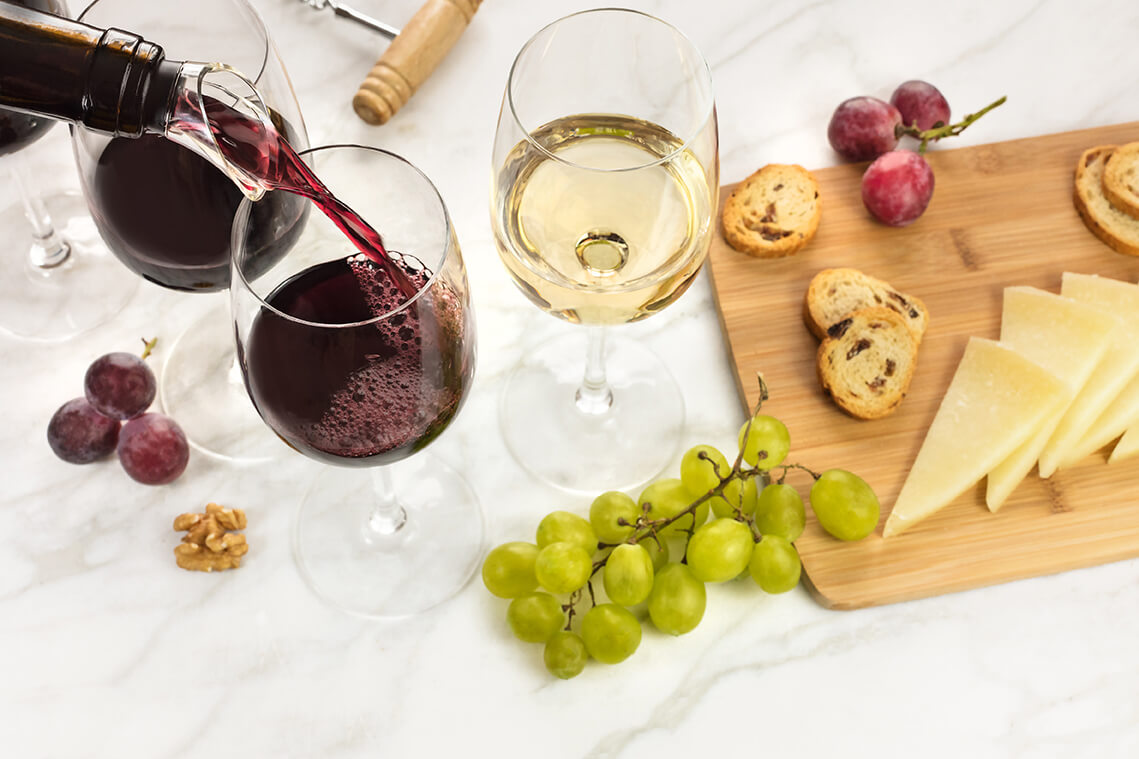 wine-pairing-what-pairs-best-with-your-meal-cork-bar